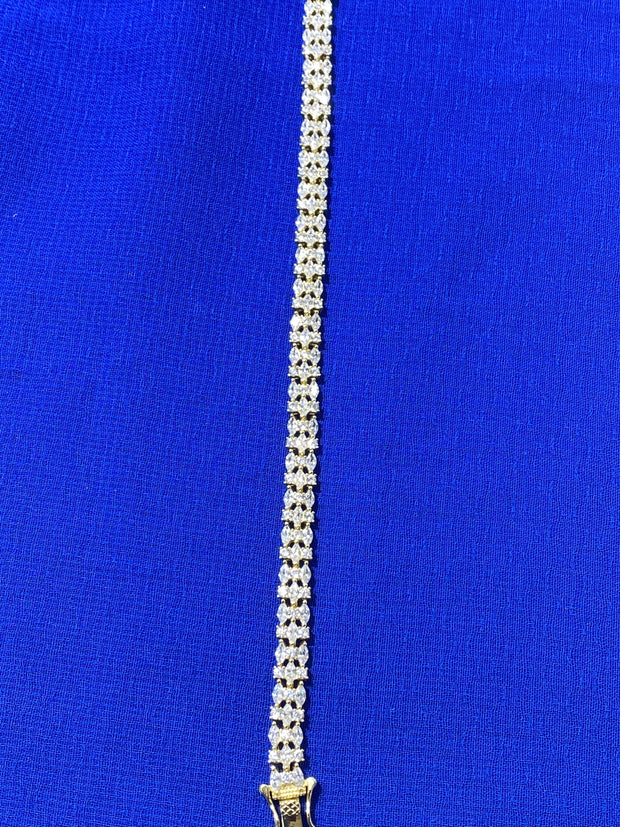 CubIx Stone Oval Plus Round Shape Silver Bracelet